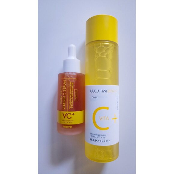 Holika Holika Gold Kiwi Vita C+ Toner & Dark Spot Vitamin C Serum Set - Picture 1 of 7